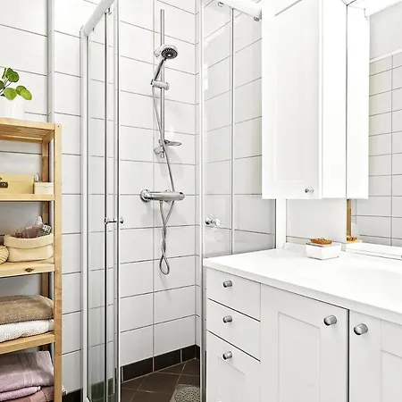 Apartmán Leilighet Med Sorvendt Balkong, 5 Minutters Gange Fra Solsiden *